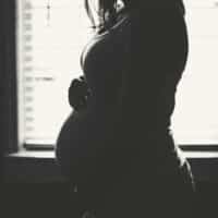 Embarazo ectópico: causas, síntomas y tratamiento.