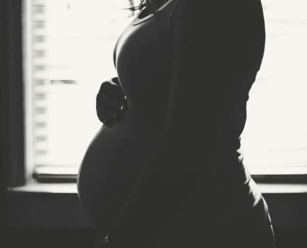 Embarazo ectópico: causas, síntomas y tratamiento.